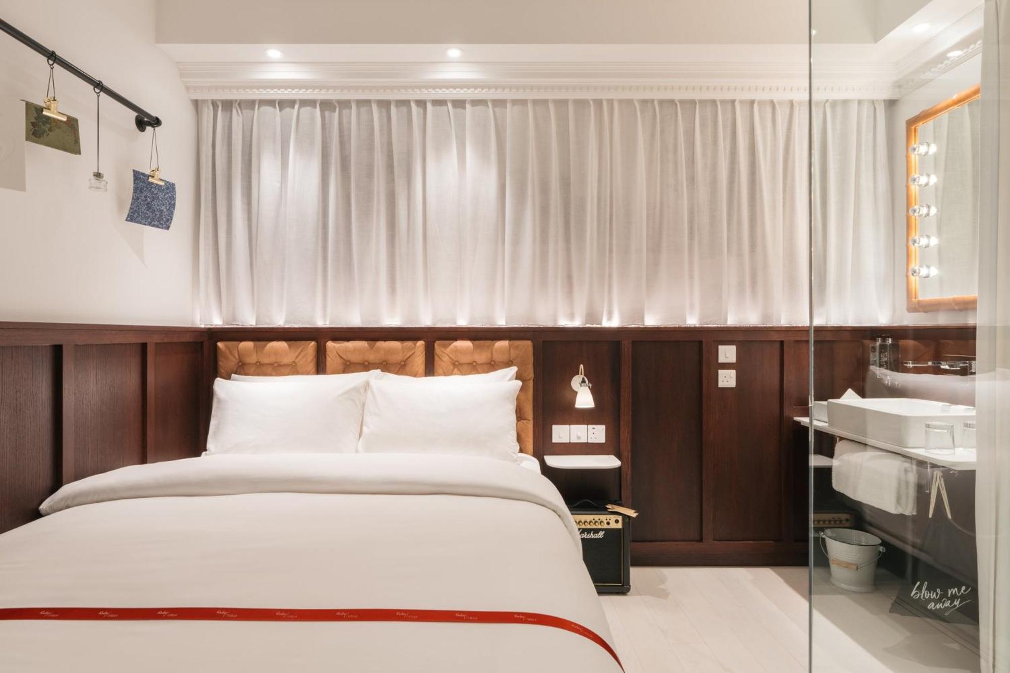 Ruby Stella Hotel London Bagian luar foto